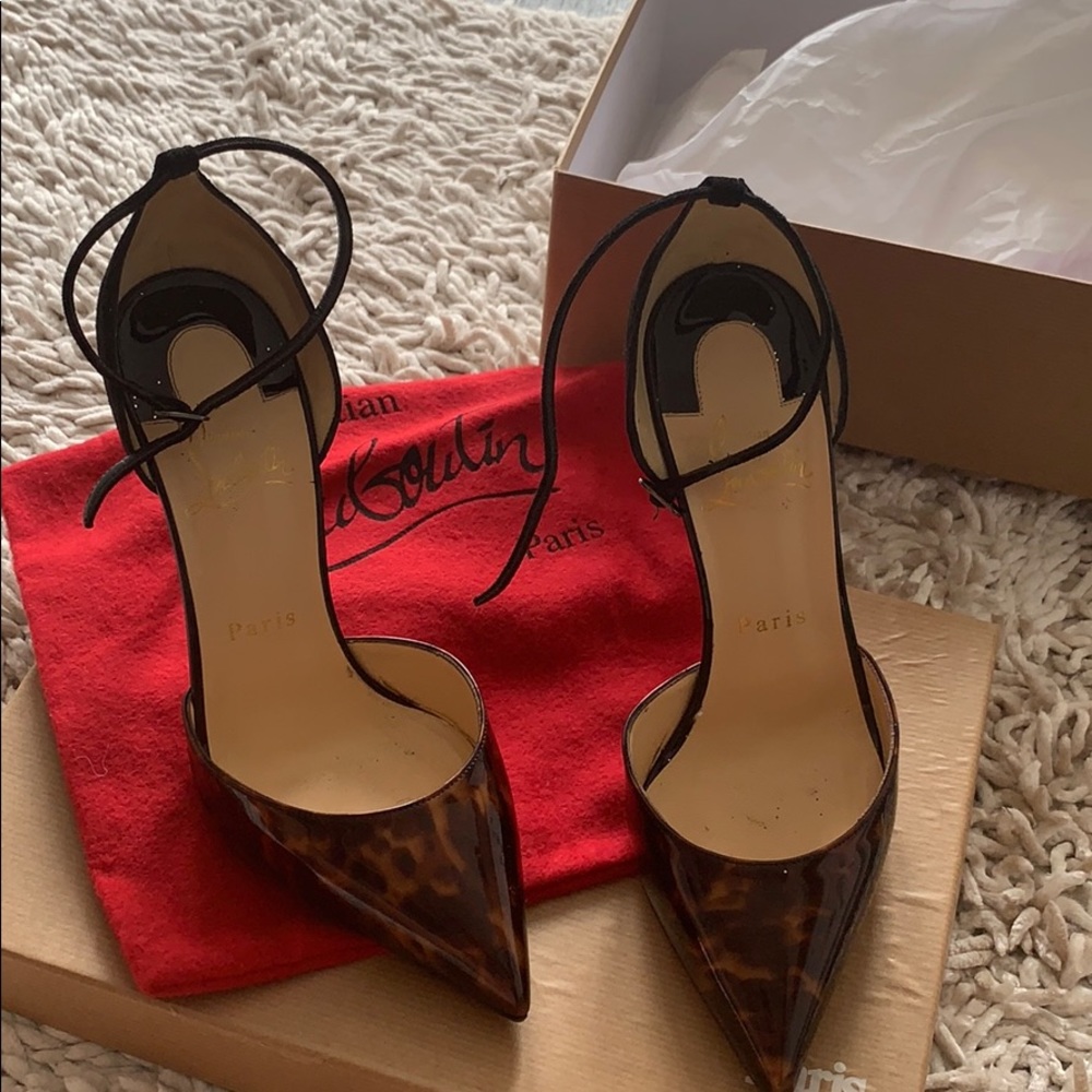 Christian louboutin shoes - Picture 2 of 2